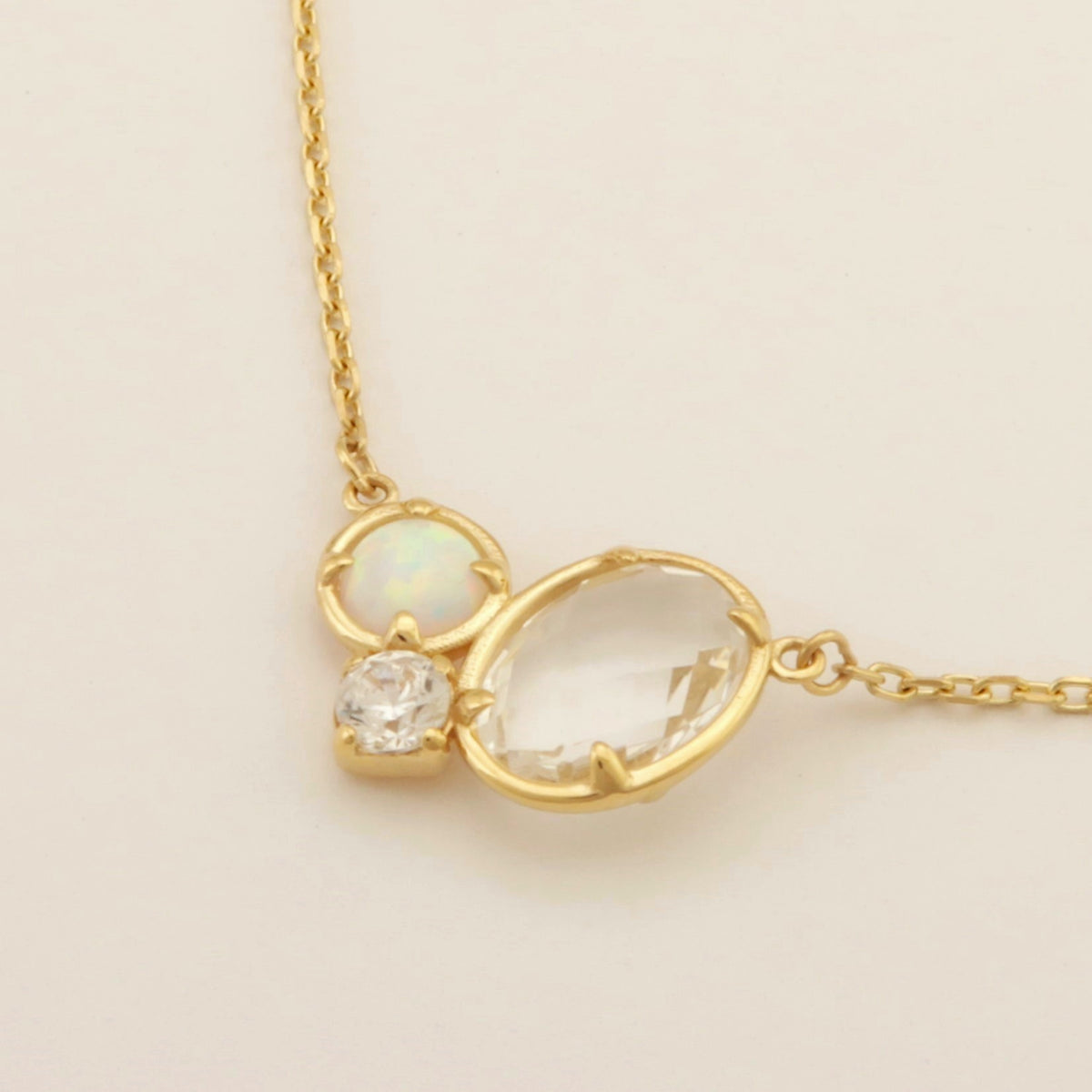 Guldhalsband Opal KZ